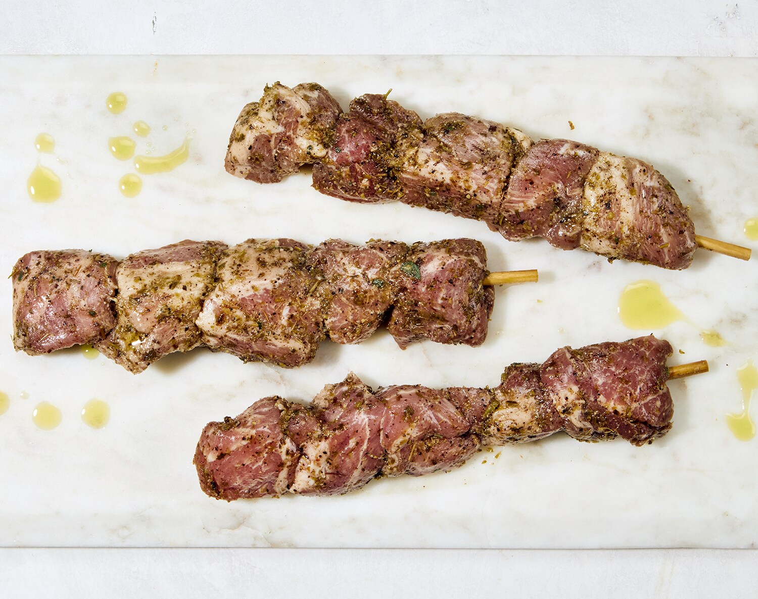 FreshDirect Lemon & Oregano Marinated Pork Skewers, Uncooked, image 2 of 2 slides